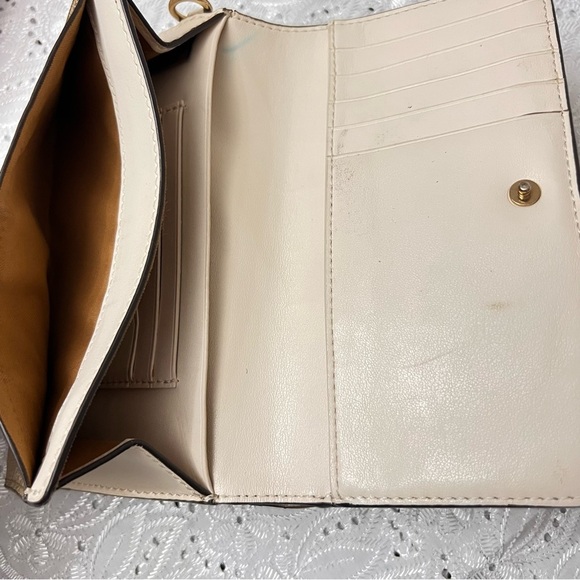 FLAP WALLET IN SIGNATURE CANVAS (COACH F32484) - Picture 7 of 11